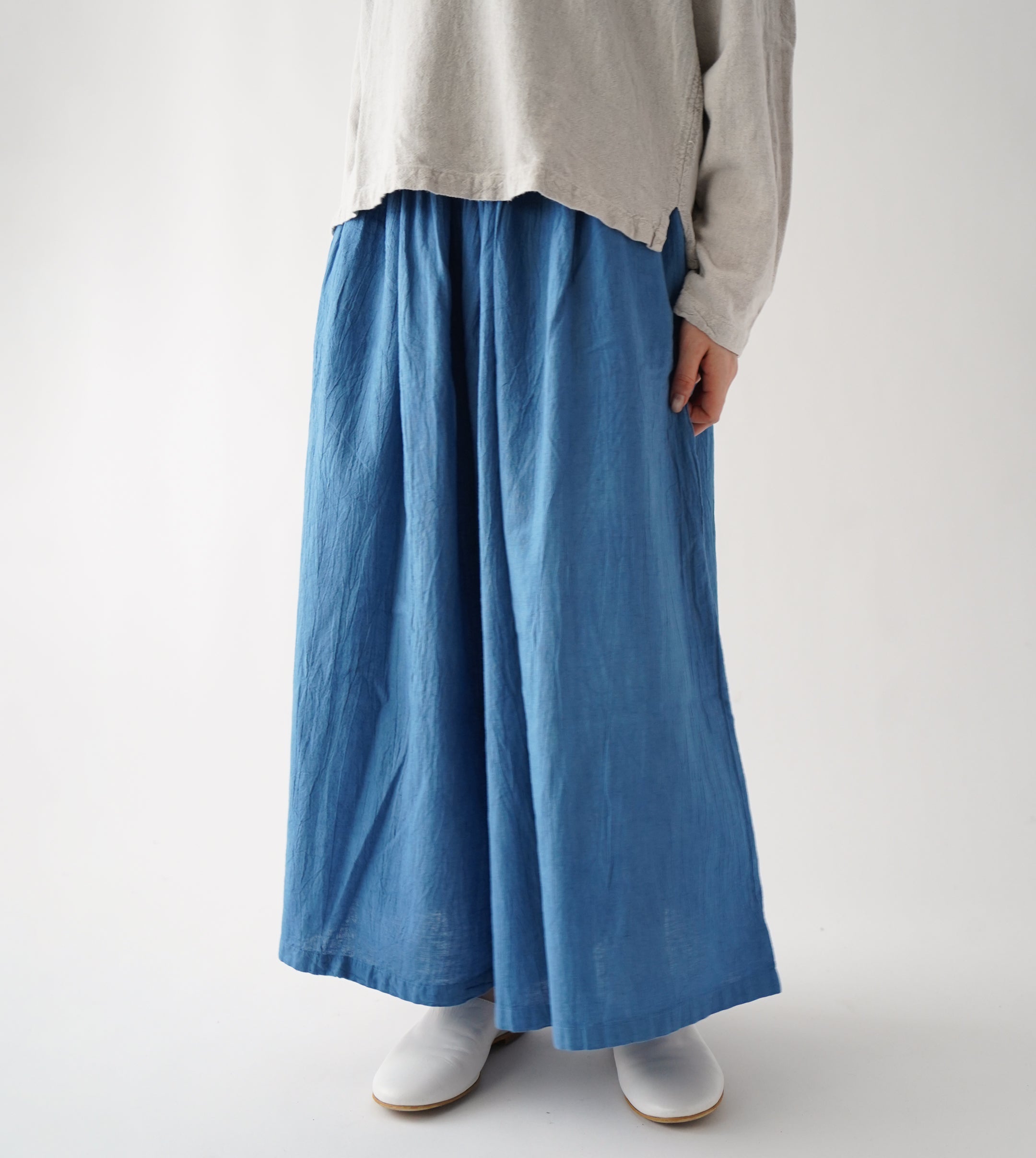 ワイドパンツ薄地M