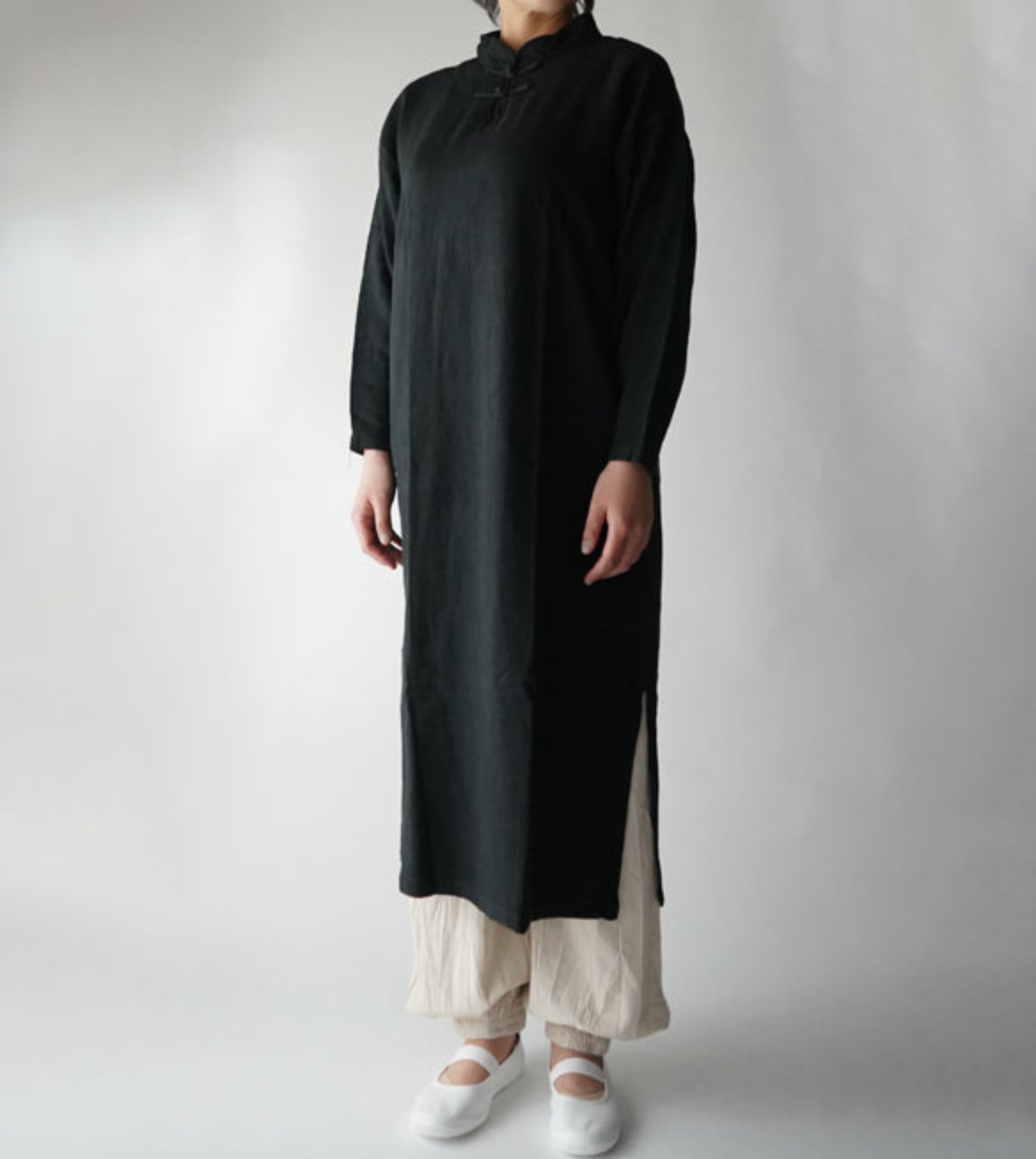チャイナワンピース長袖黒