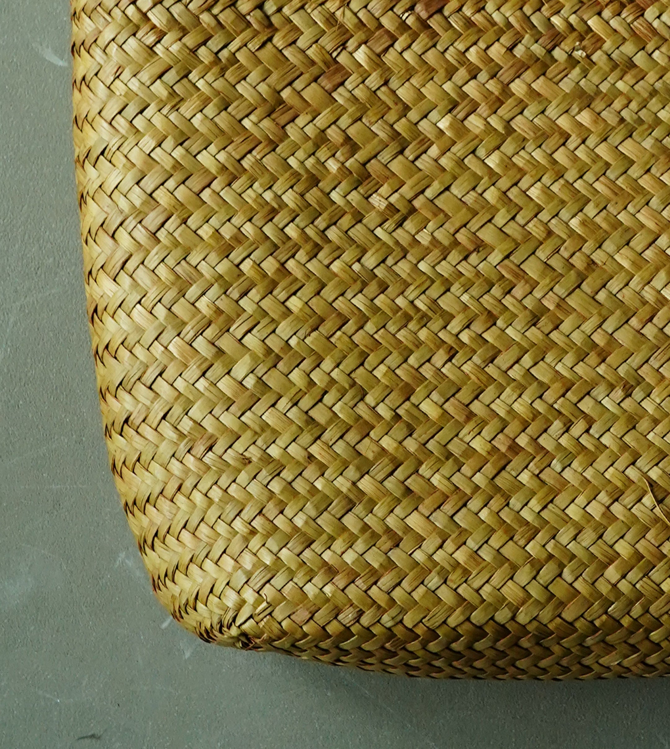 台湾の草編みかご 小