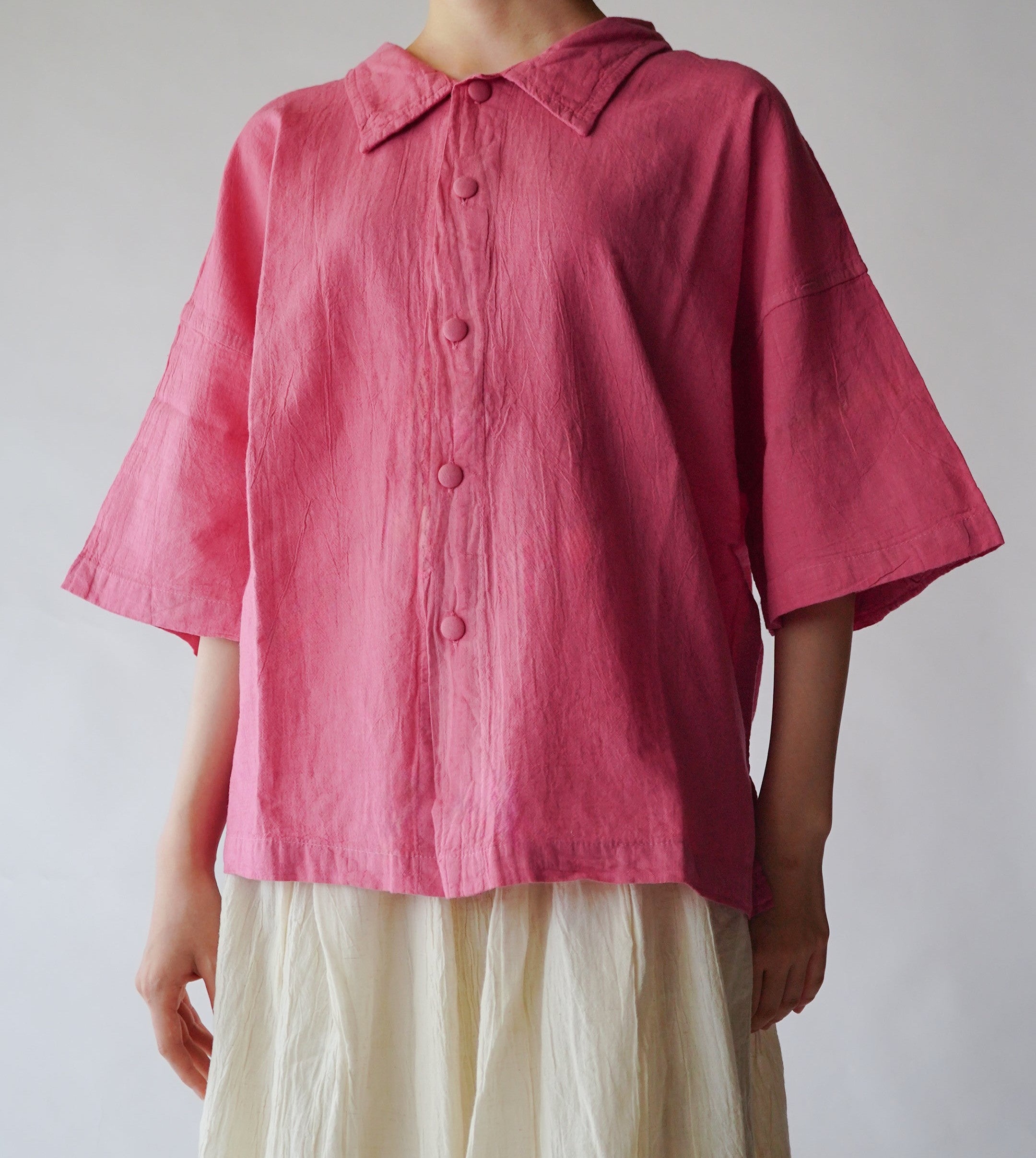 くるみボタン半袖