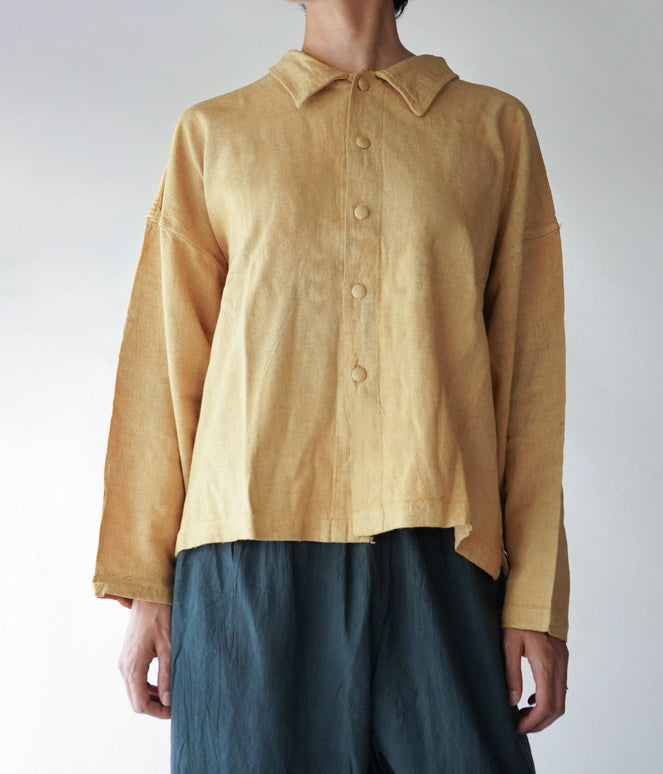 くるみボタン長袖