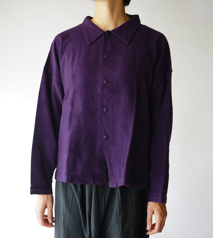 くるみボタン長袖