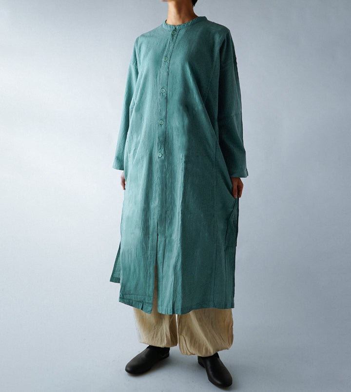 シャツワンピース