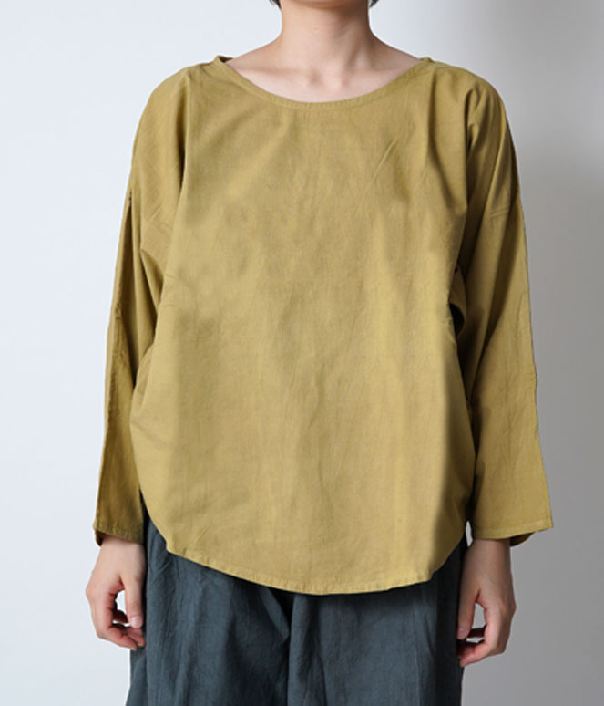 ドルマンブラウス