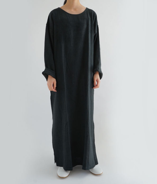 長袖ワンピース